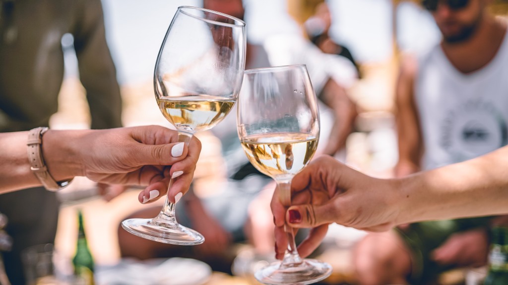 White wine in the world’s healthiest country